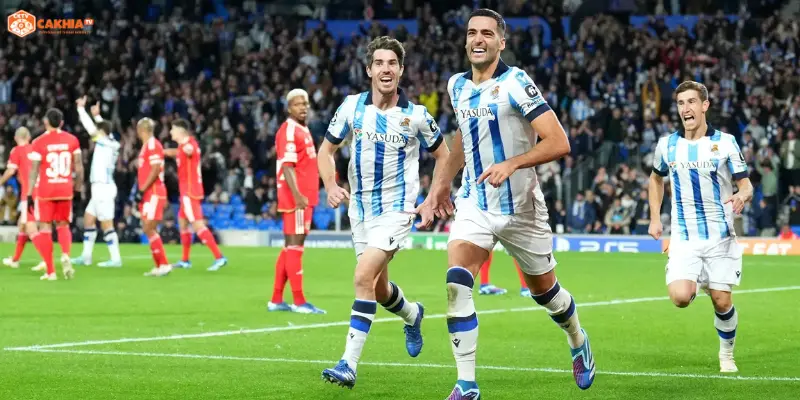 Sevilla vs Real Sociedad vòng 34 La Liga tại Ramón Sánchez-Pizjuán